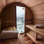 Pine & Wine Sauna Pamporovo